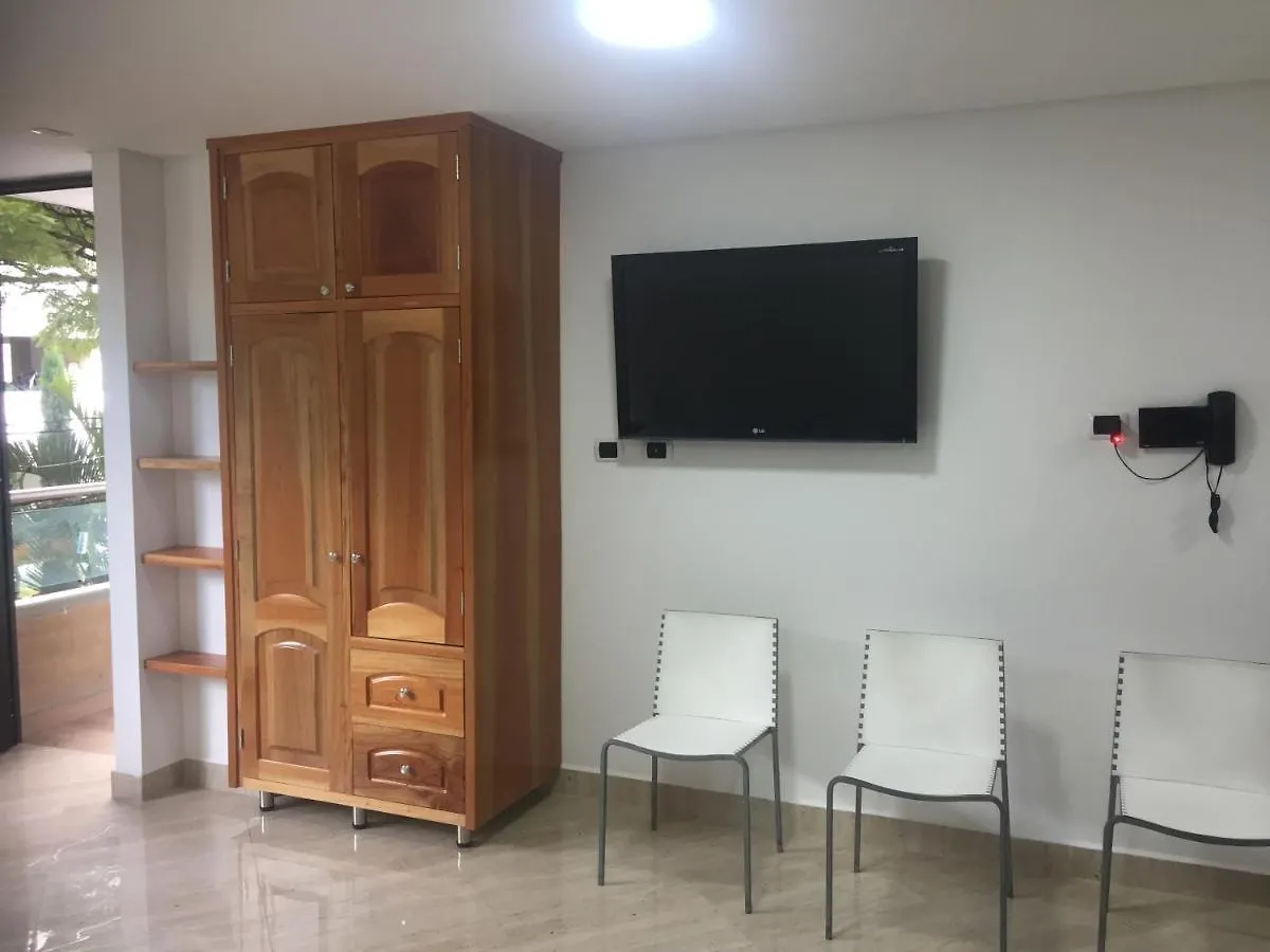 En Laureles Con Ascensor , Balcon Y Muy Bien Ubicado En Laureles Medellin , El Barrio Mas Cool Del Mundo Apartment