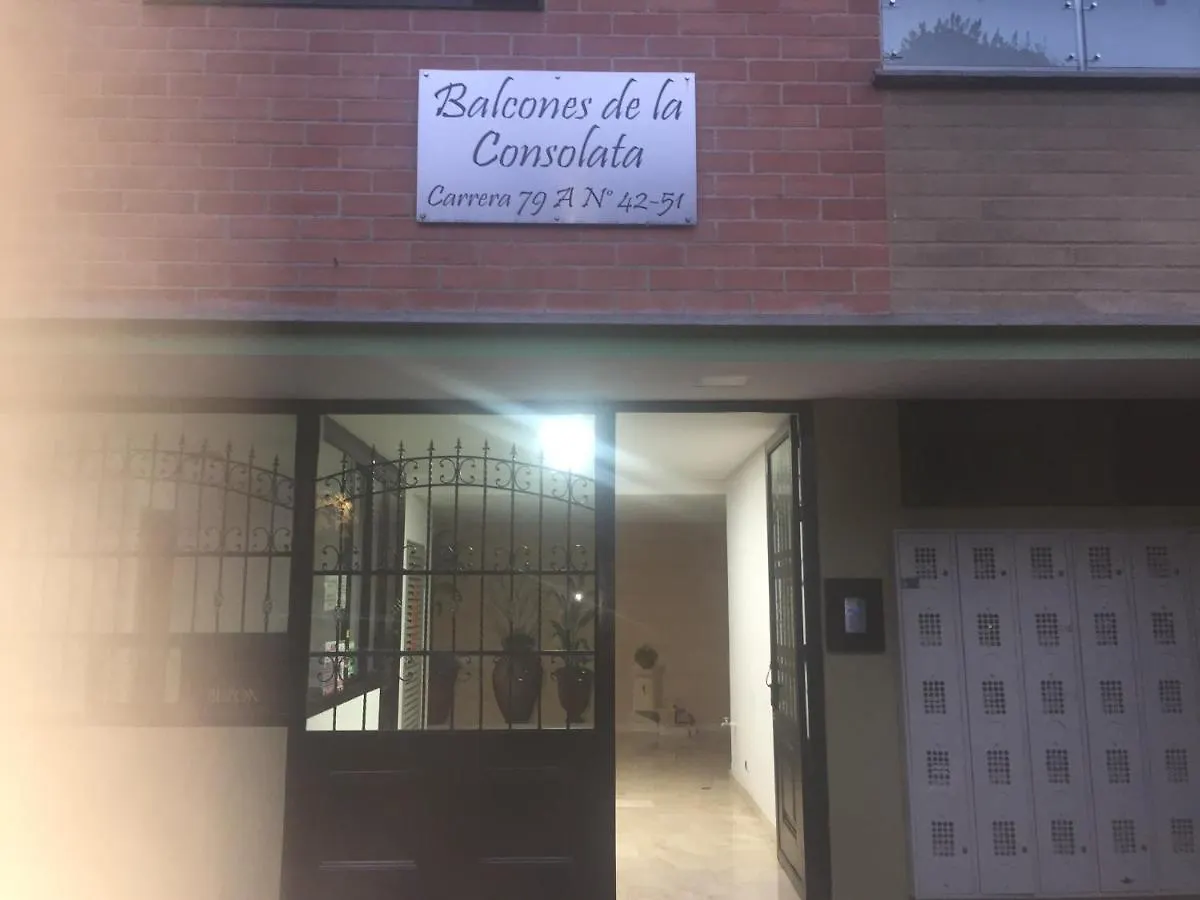 En Laureles Con Ascensor , Balcon Y Muy Bien Ubicado En Laureles Medellin , El Barrio Mas Cool Del Mundo Apartment