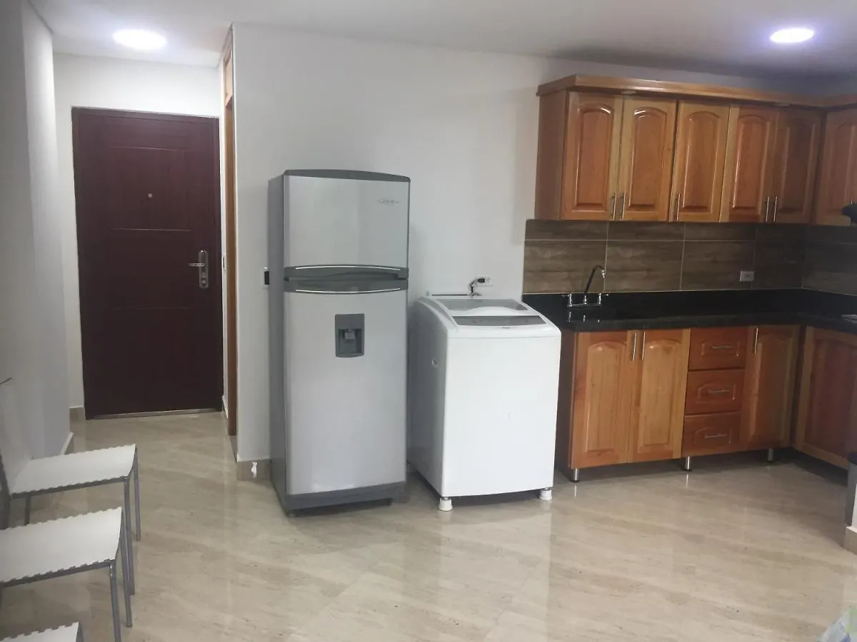 En Laureles Con Ascensor , Balcon Y Muy Bien Ubicado En Laureles Medellin , El Barrio Mas Cool Del Mundo Apartment