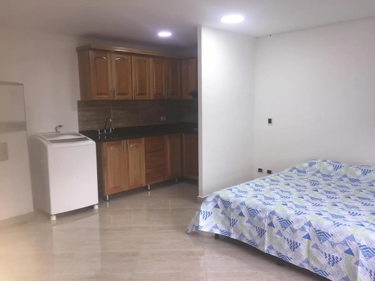 En Laureles Con Ascensor , Balcon Y Muy Bien Ubicado En Laureles Medellin , El Barrio Mas Cool Del Mundo Apartment 0*,