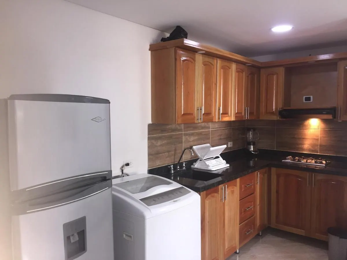 En Laureles Con Ascensor , Balcon Y Muy Bien Ubicado En Laureles Medellin , El Barrio Mas Cool Del Mundo Apartment 0*,
