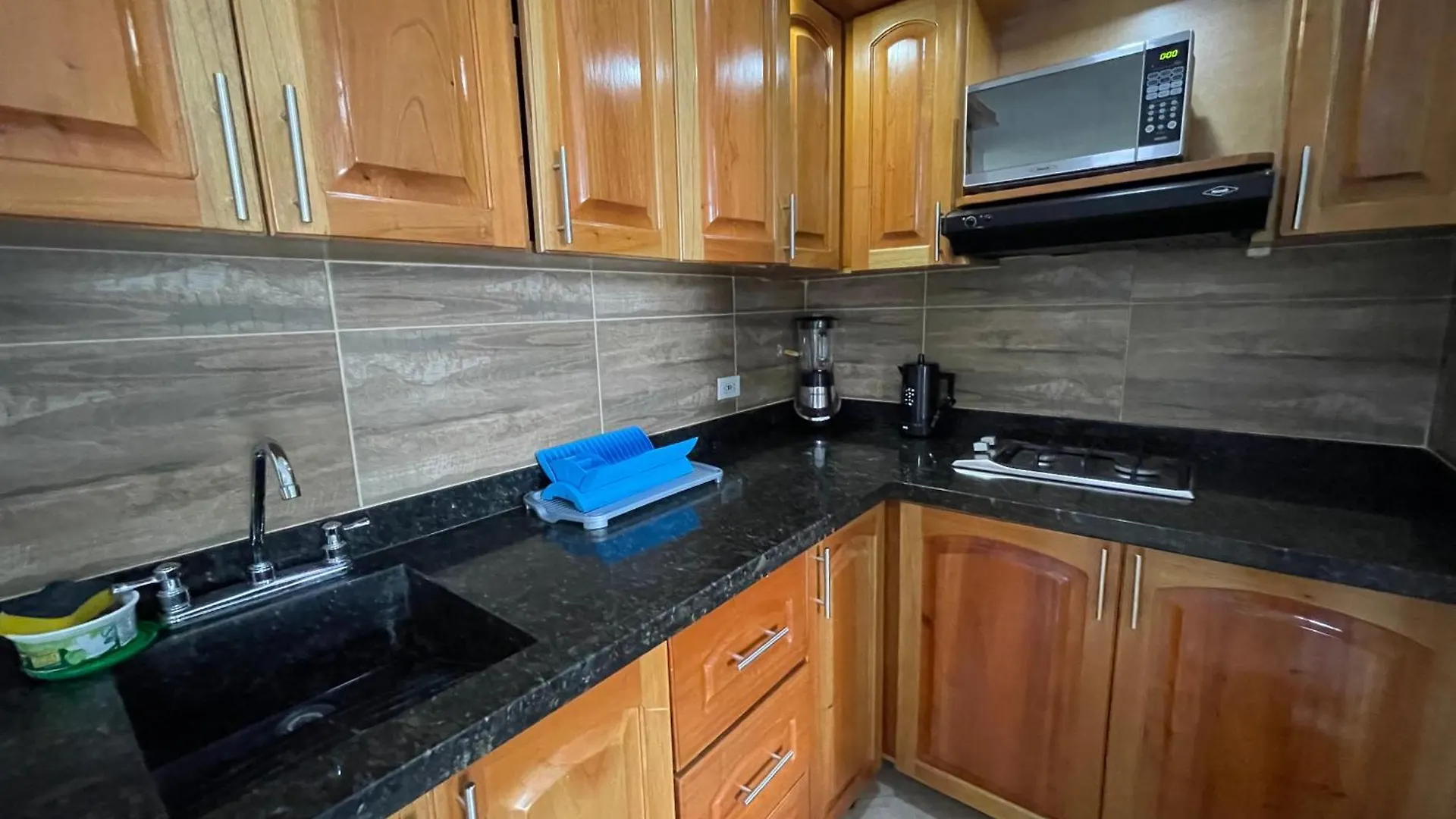 En Laureles Con Ascensor , Balcon Y Muy Bien Ubicado En Laureles Medellin , El Barrio Mas Cool Del Mundo Apartment
