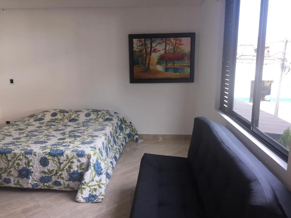 Apartamento nuevo, moderno , elegante y muy bien ubicado , en Medellín laureles